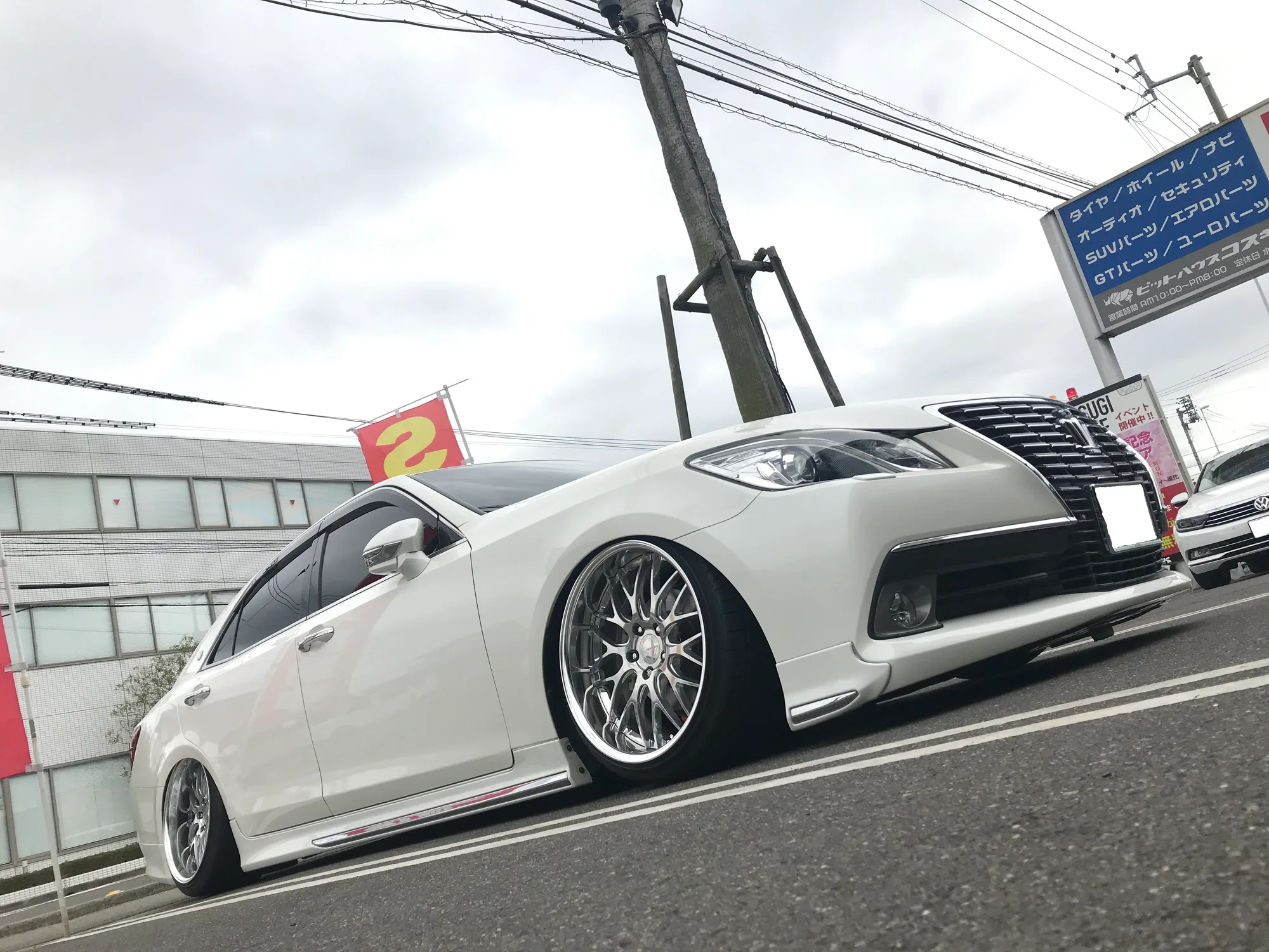 Work Gnosis HR201 on Toyota Crown Majesta S210, photo 2