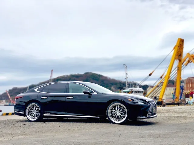 Work Gnosis HR201 on Lexus LS XF50