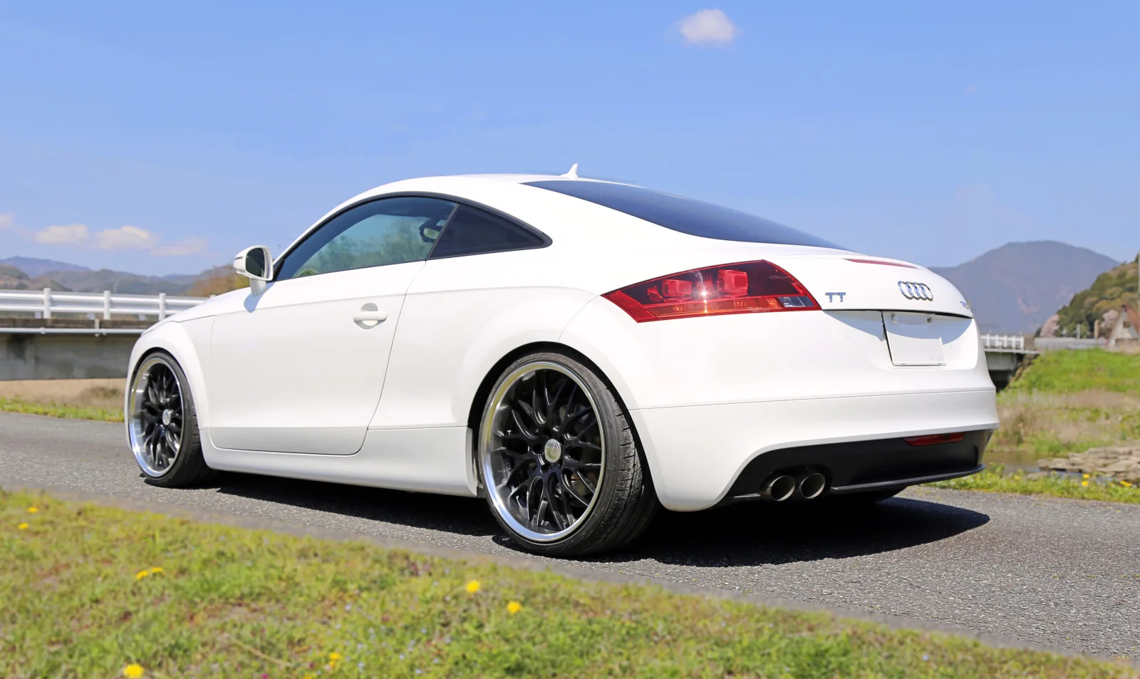 Work Gnosis HR201 on Audi TT 8J.1
