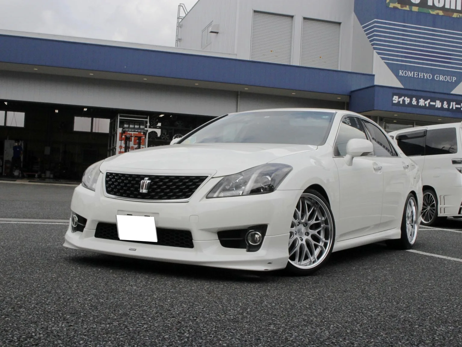 Work Gnosis HR201 on Toyota Crown S200