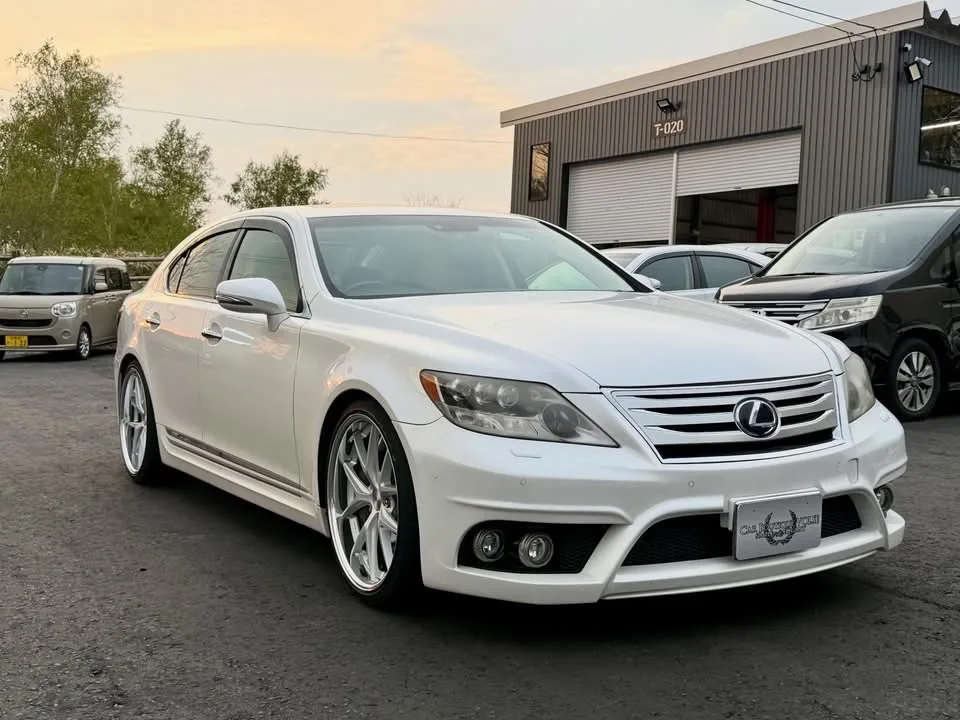 Work Gnosis Rxs on Lexus LS XF40, photo 2