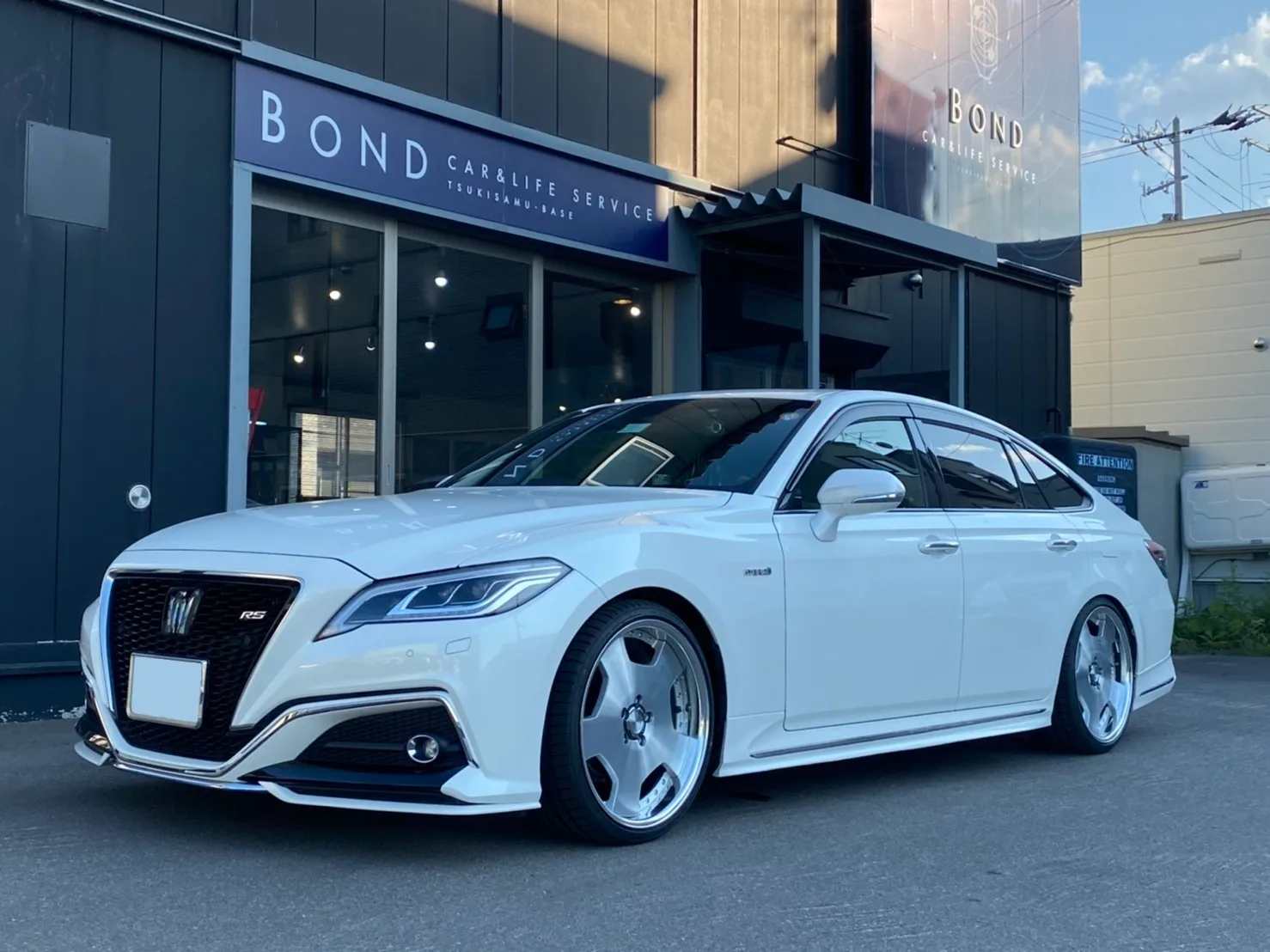 Work Lanvec LD1 on Toyota Crown S220