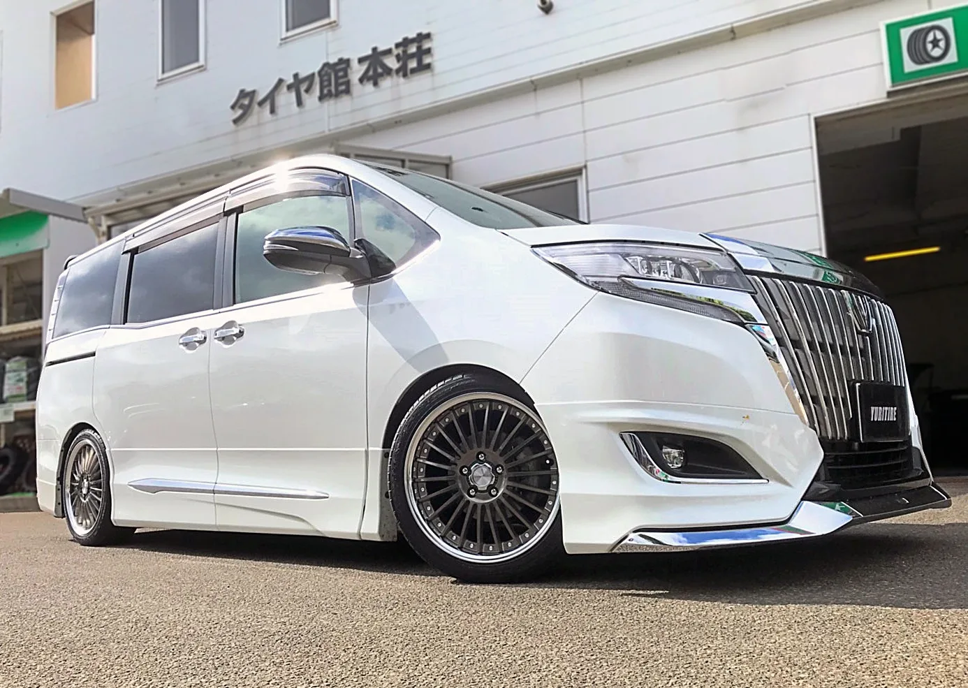 Work Lanvec LF1 on Toyota Esquire R80