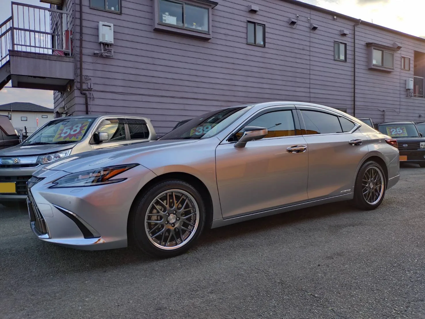 Work Lanvec LM1 on Lexus ES XZ10