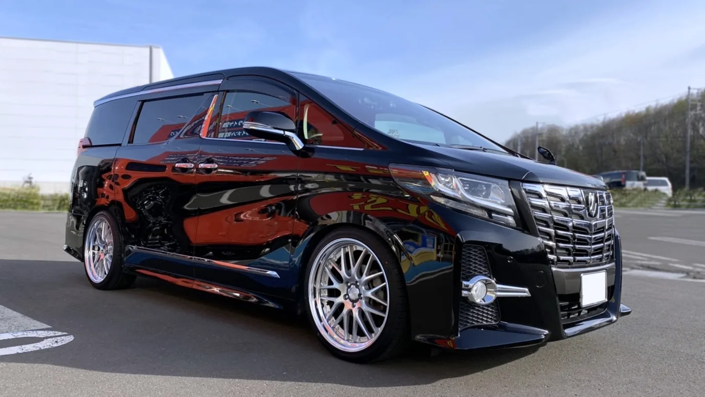 Work Lanvec LM1 on Toyota Alphard AH30.1