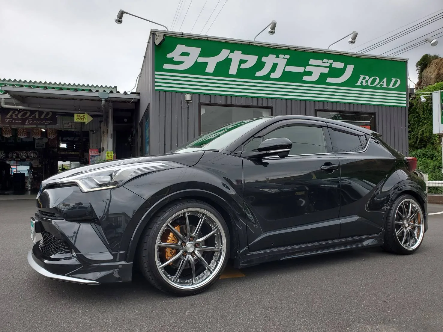 Work Lanvec LS10 on Toyota C-HR AX10.1
