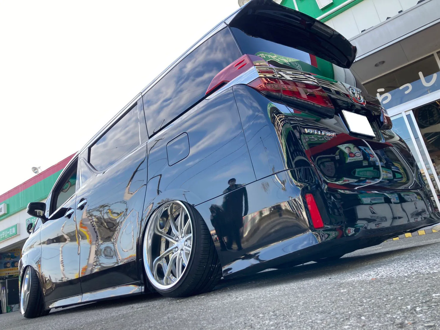 Work Lanvec LS10 on Toyota Vellfire AH30, photo 4