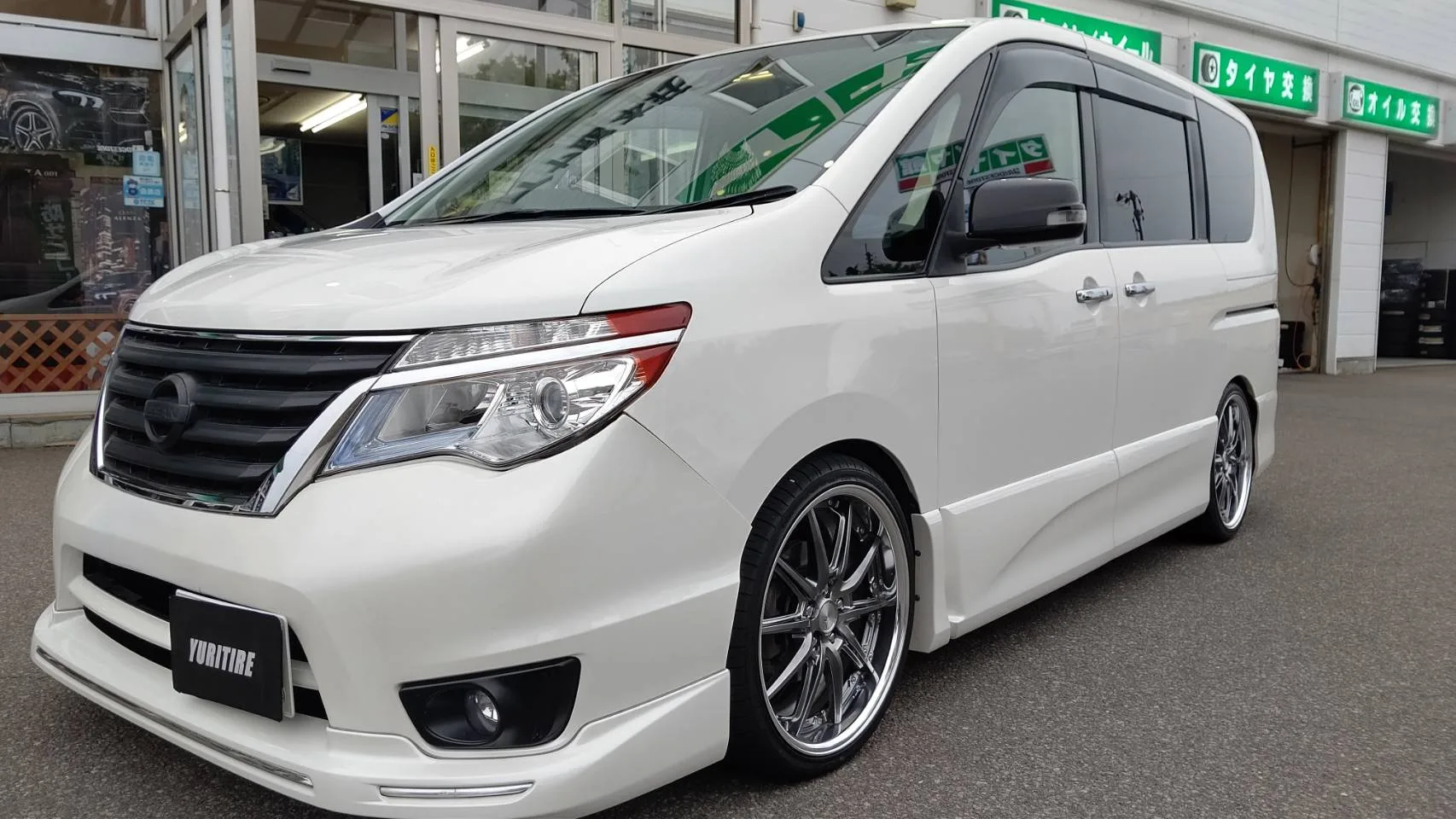 Work Lanvec LS10 on Nissan Serena C26