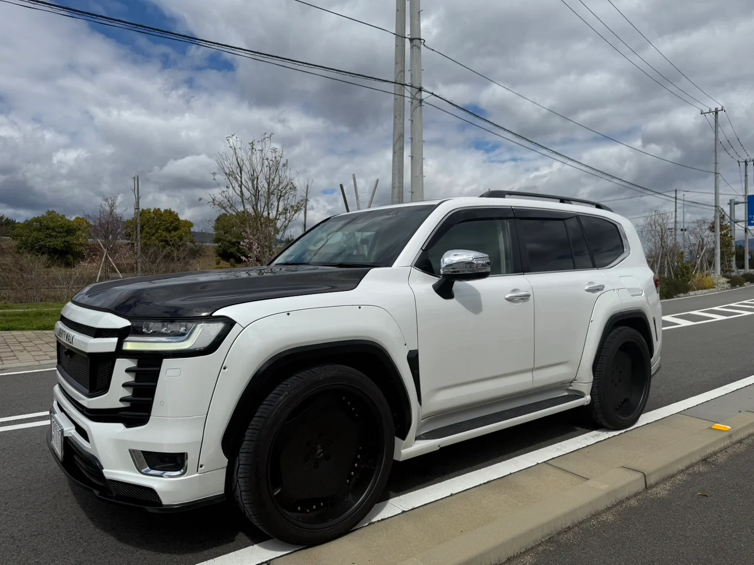 Work LS Adamas on Toyota Land Cruiser J300, photo 2