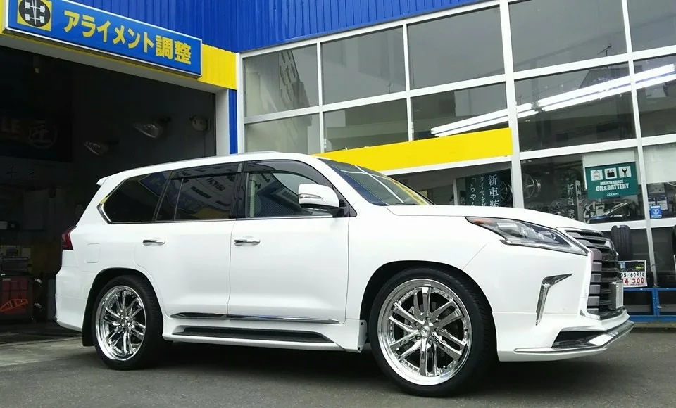 Work LS Brightring Suv on Lexus LX URJ200 (LX 570)