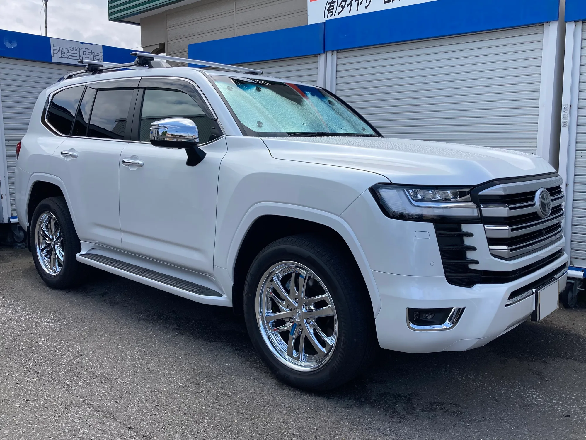 Work LS Brightring Suv on Toyota Land Cruiser J200.1, photo 7