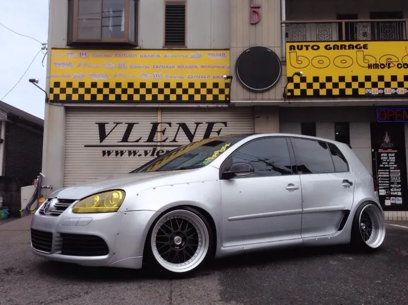 Work Meister M1 3P on Volkswagen Golf Mk5 (Typ 1K)