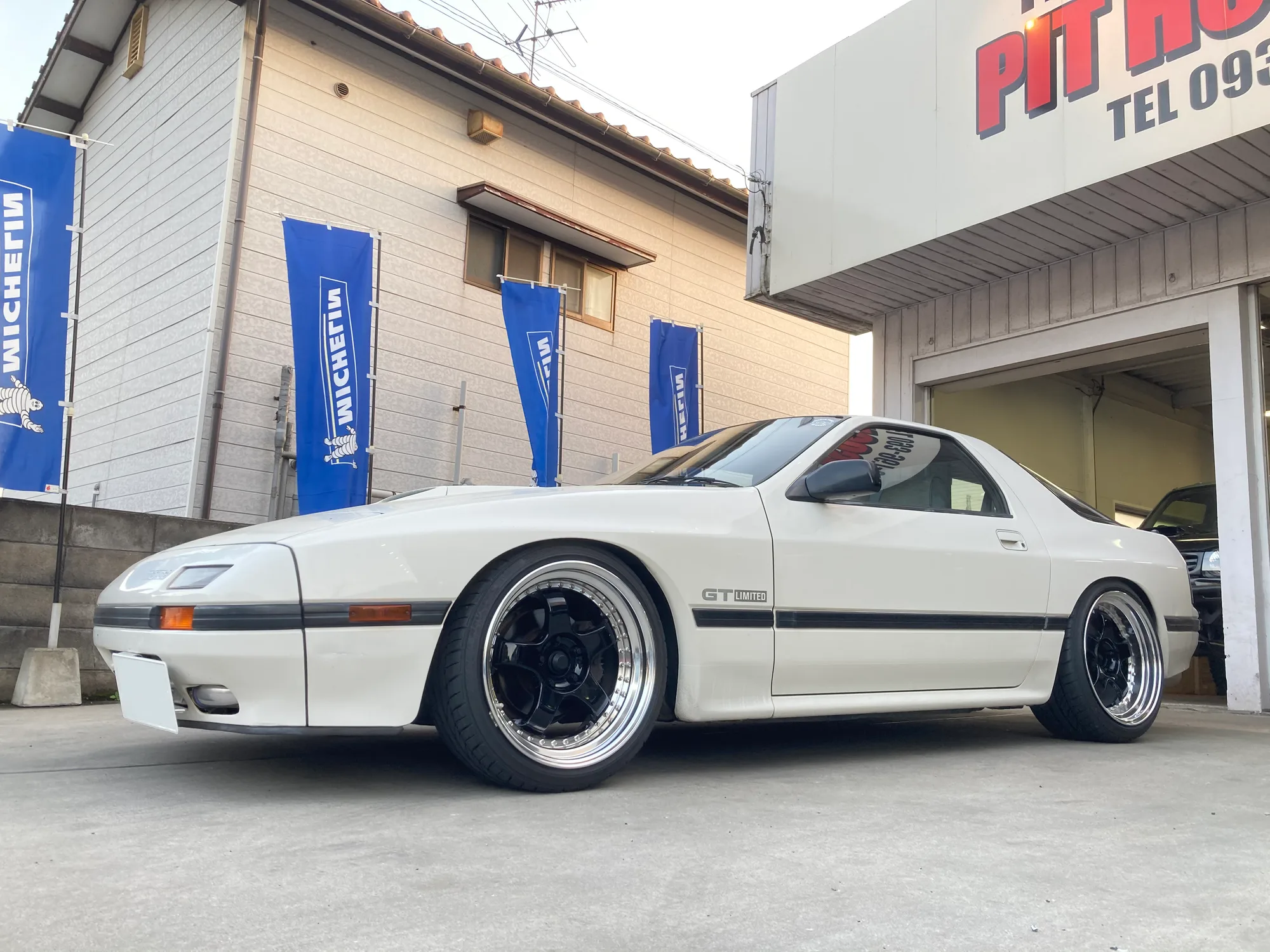 Work Meister S1 on Mazda RX-7 FC.1