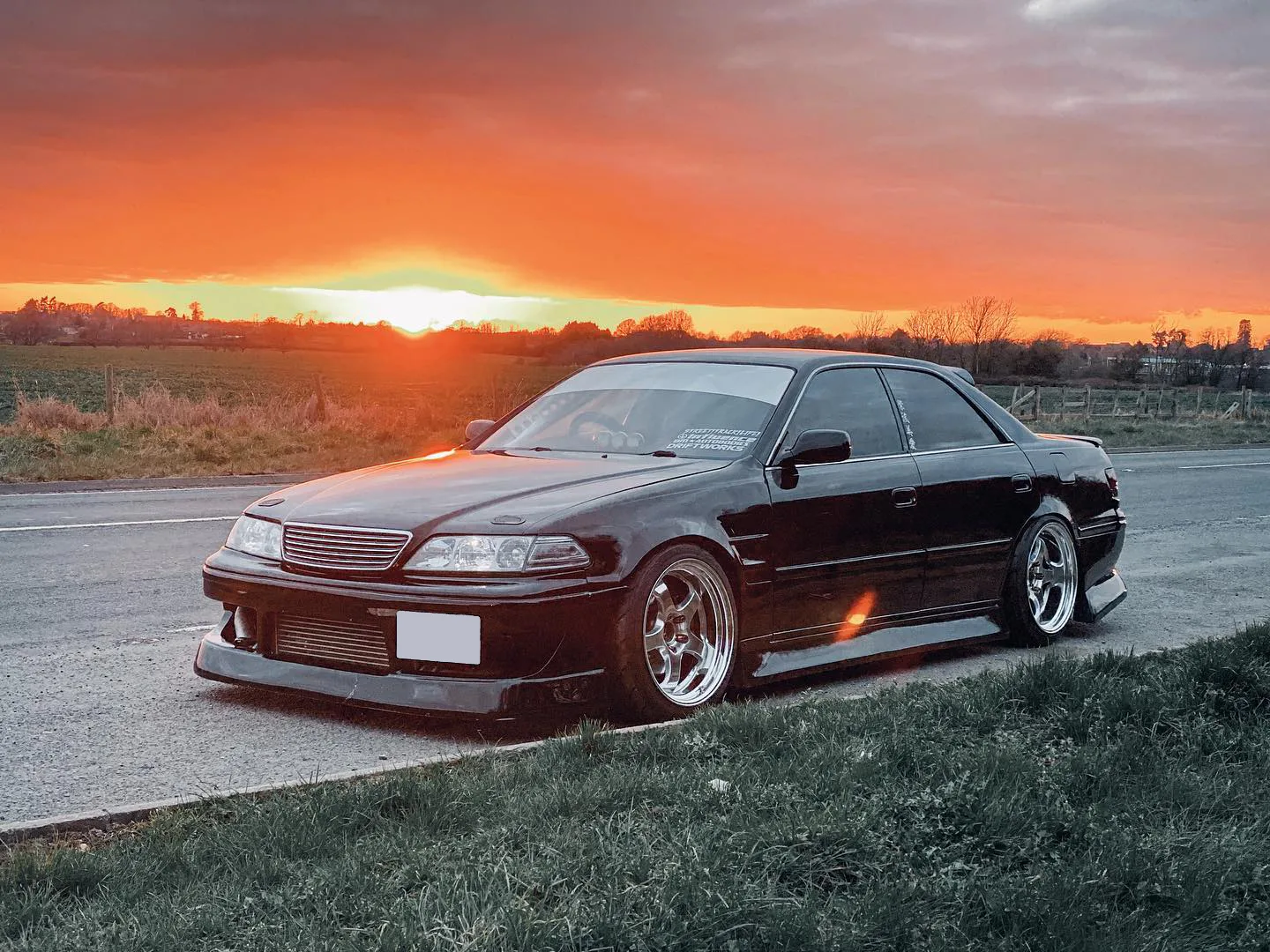 Work Meister S1R on Toyota Mark II X80