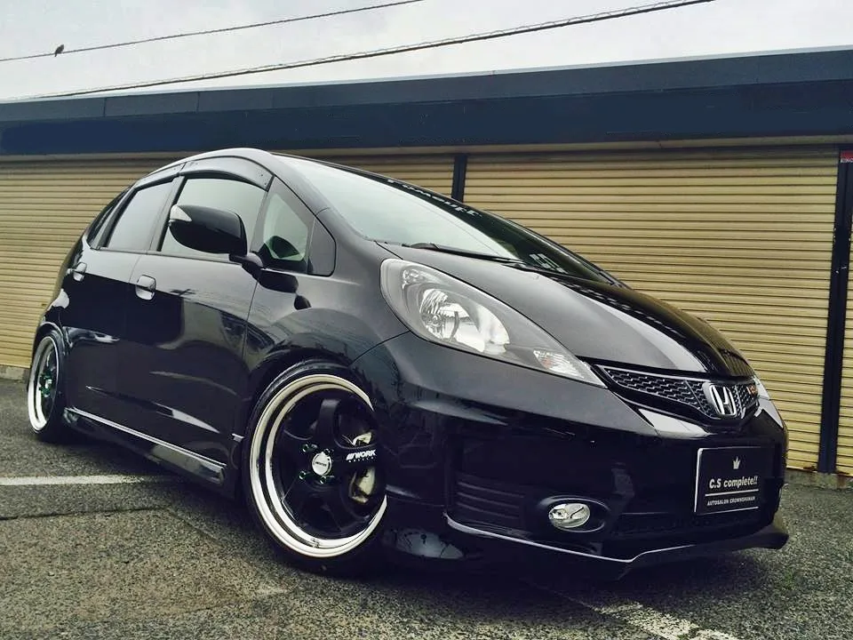 Work Meister S1R on Honda Fit 2nd gen (GE)