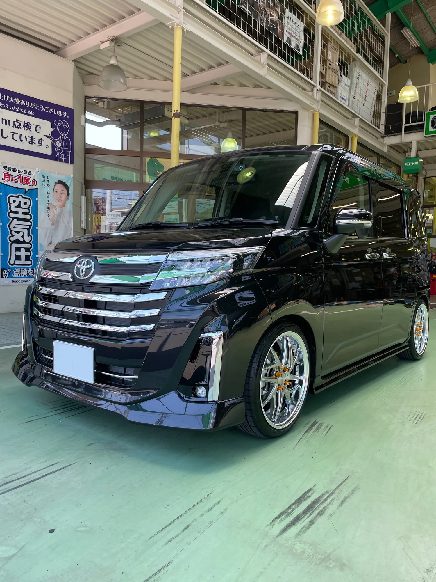 Work Rizaltado MESH2 on Toyota Roomy M900