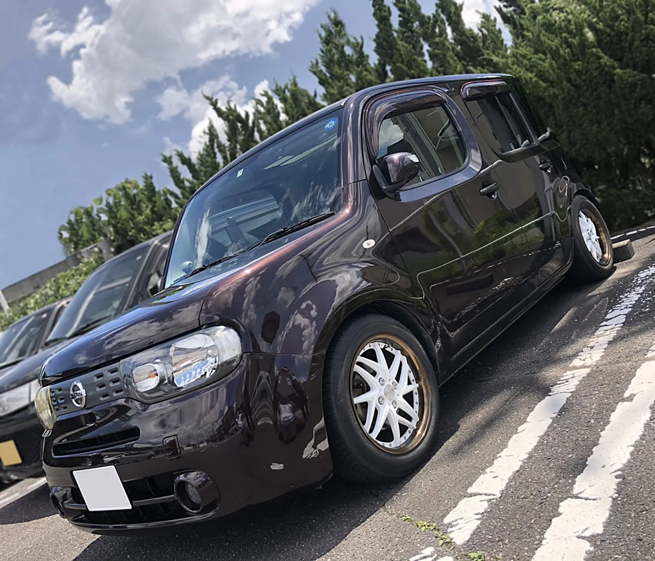 Work Rizaltado MESH2 on Nissan Cube Z12