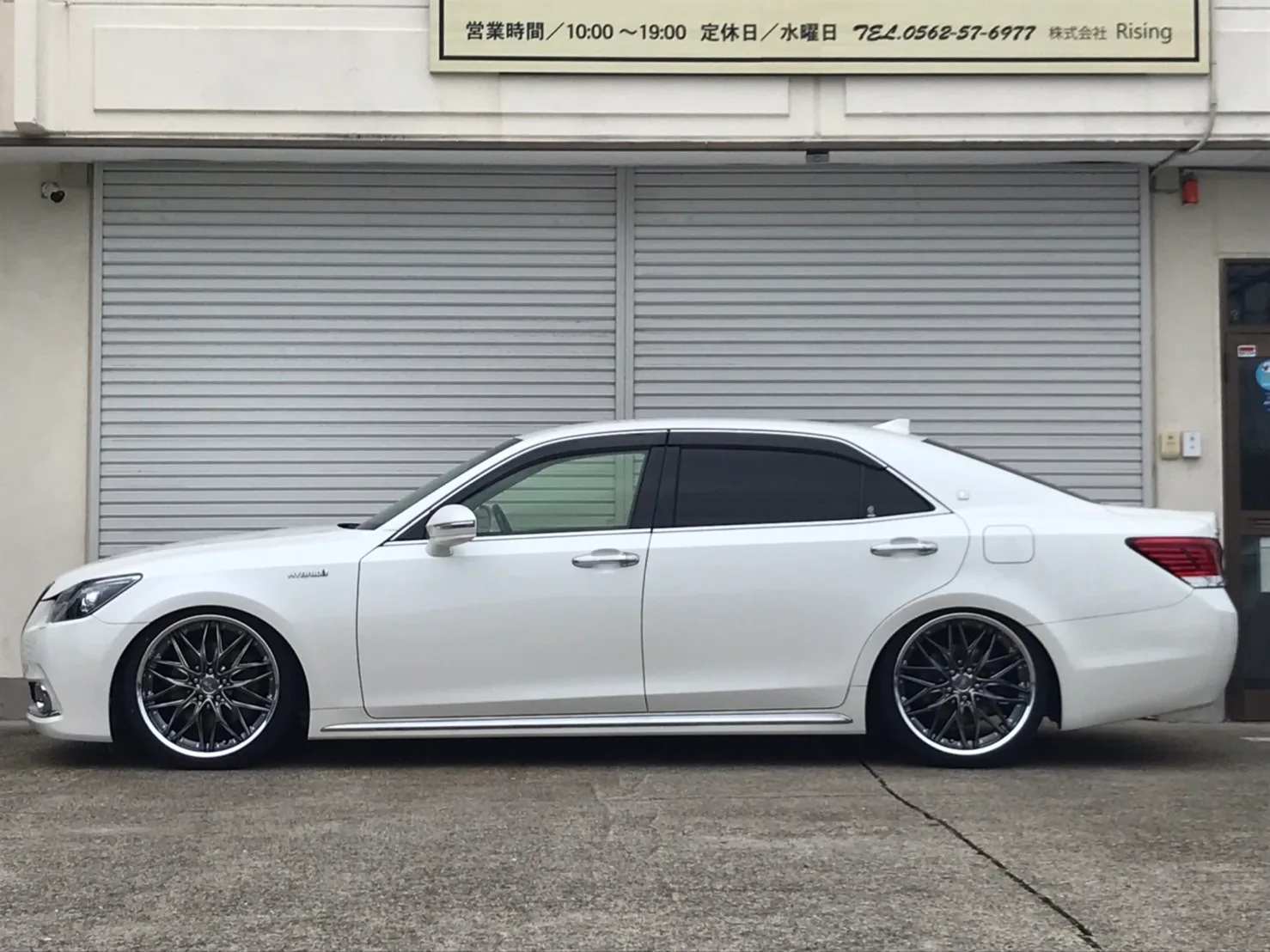 Work Schwert Quell on Toyota Crown Majesta S210, photo 3
