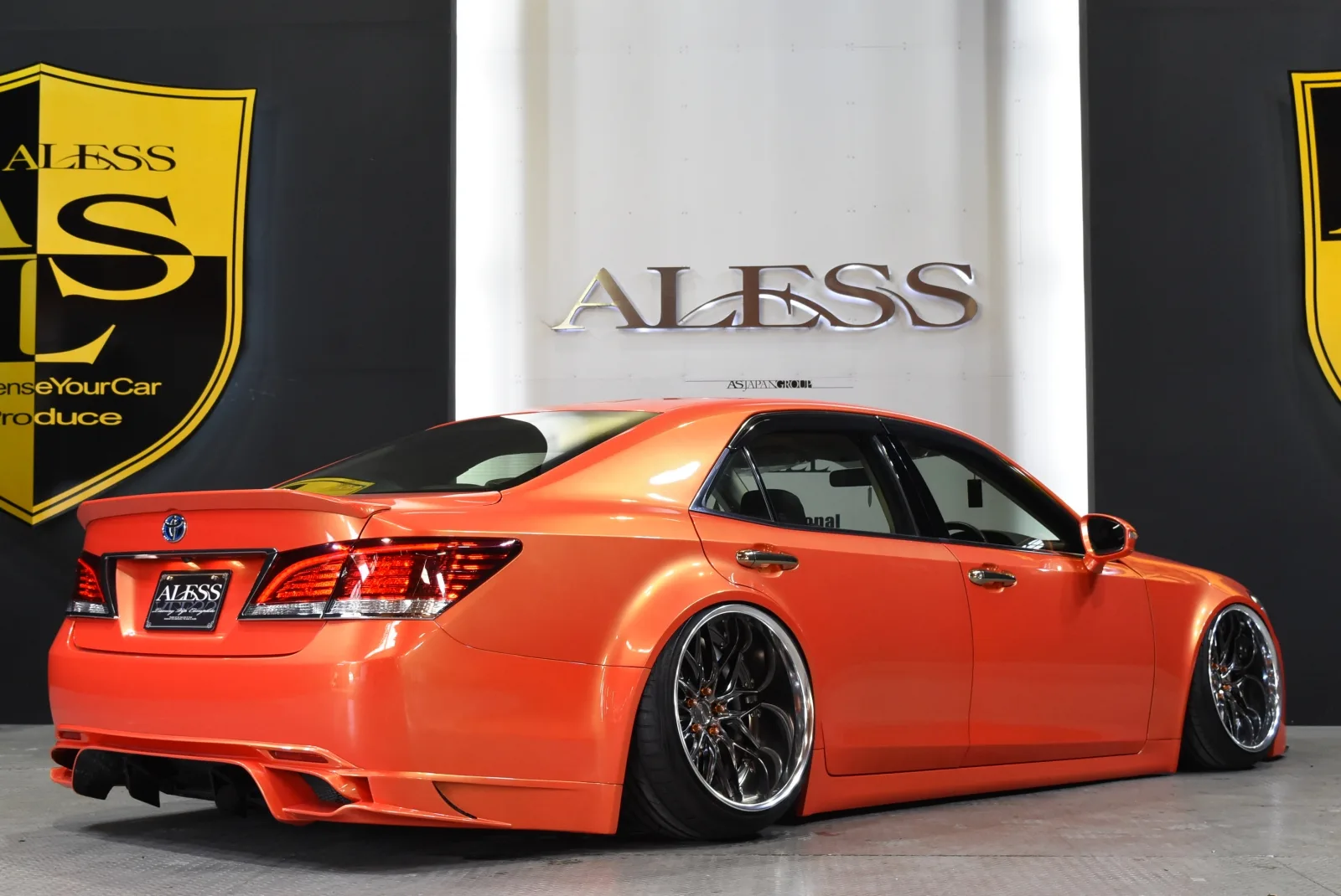 Work Schwert Quell on Toyota Crown S210