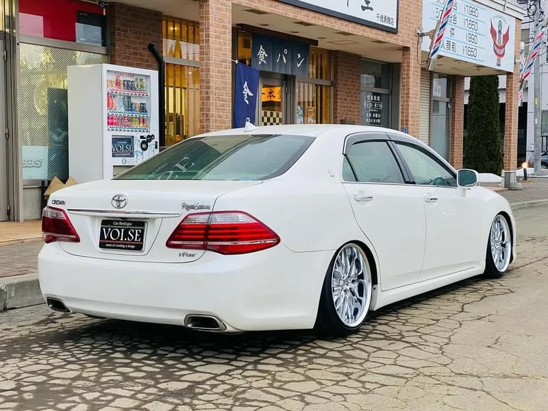 Work Schwert Quell on Toyota Crown S210, photo 3