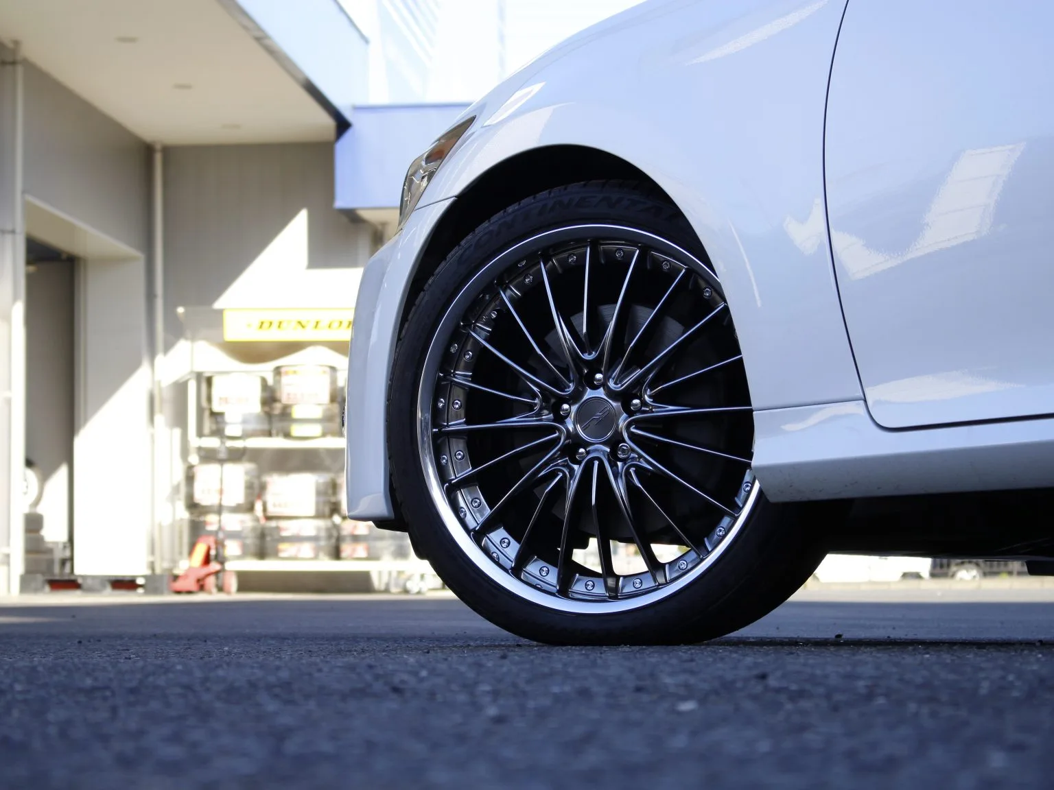 Work Schwert Regnitz on Lexus GS L10