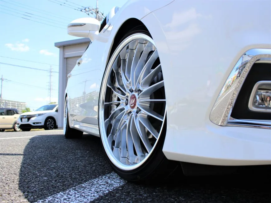Work Schwert Regnitz on Toyota Crown S210