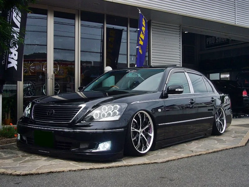 Work Schwert SC4 on Toyota Celsior XF30