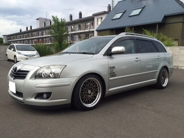 Work Seeker CX on Toyota Avensis T250