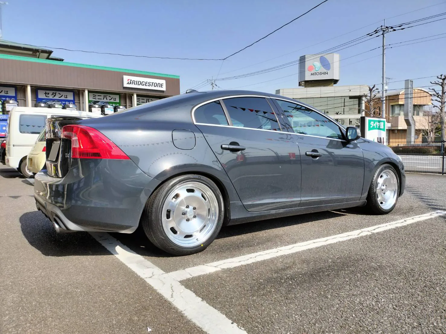 Work Seeker DT on Volvo S60 II (2010-2018)