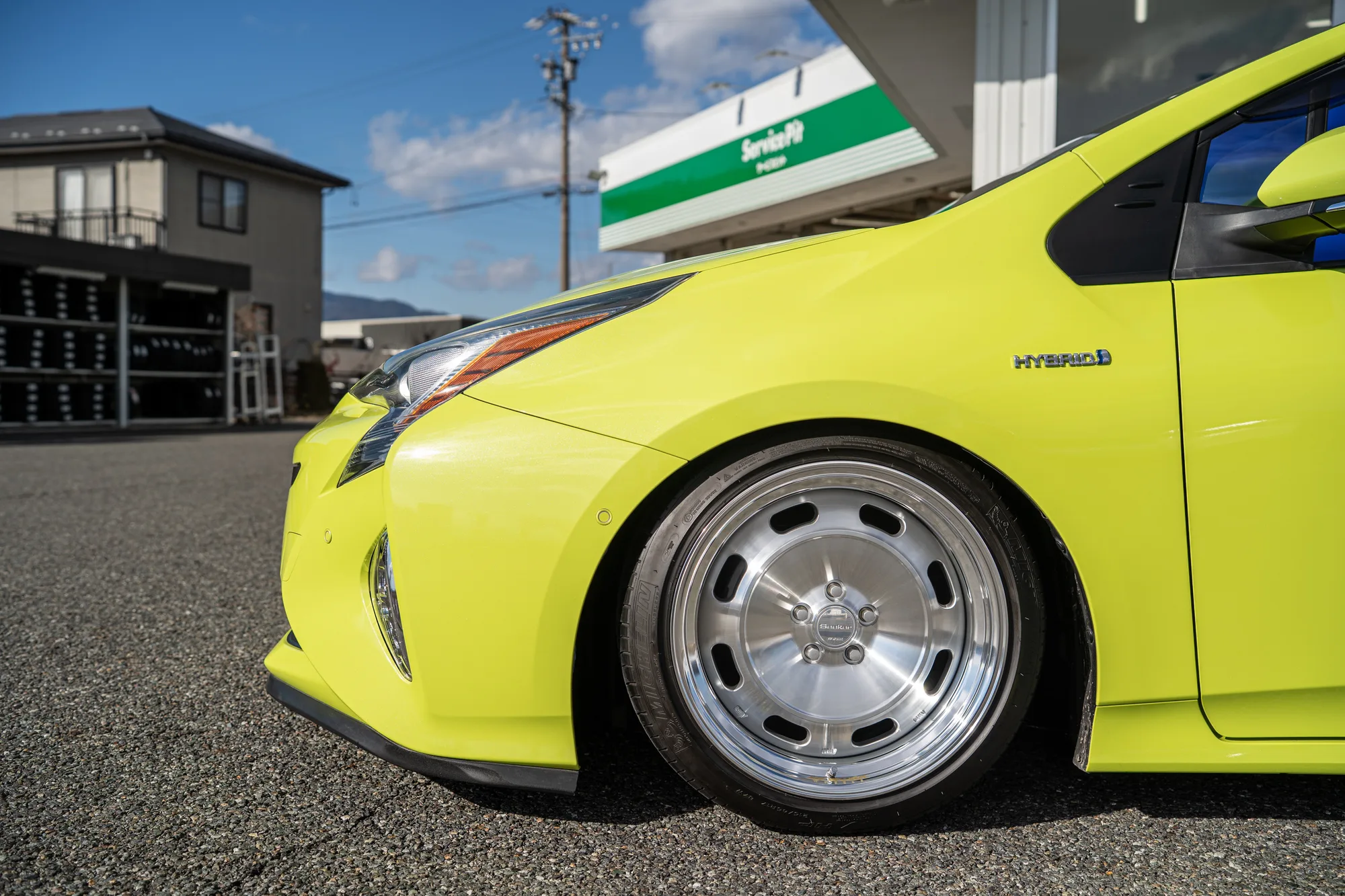 Work Seeker DT on Toyota Prius XW50
