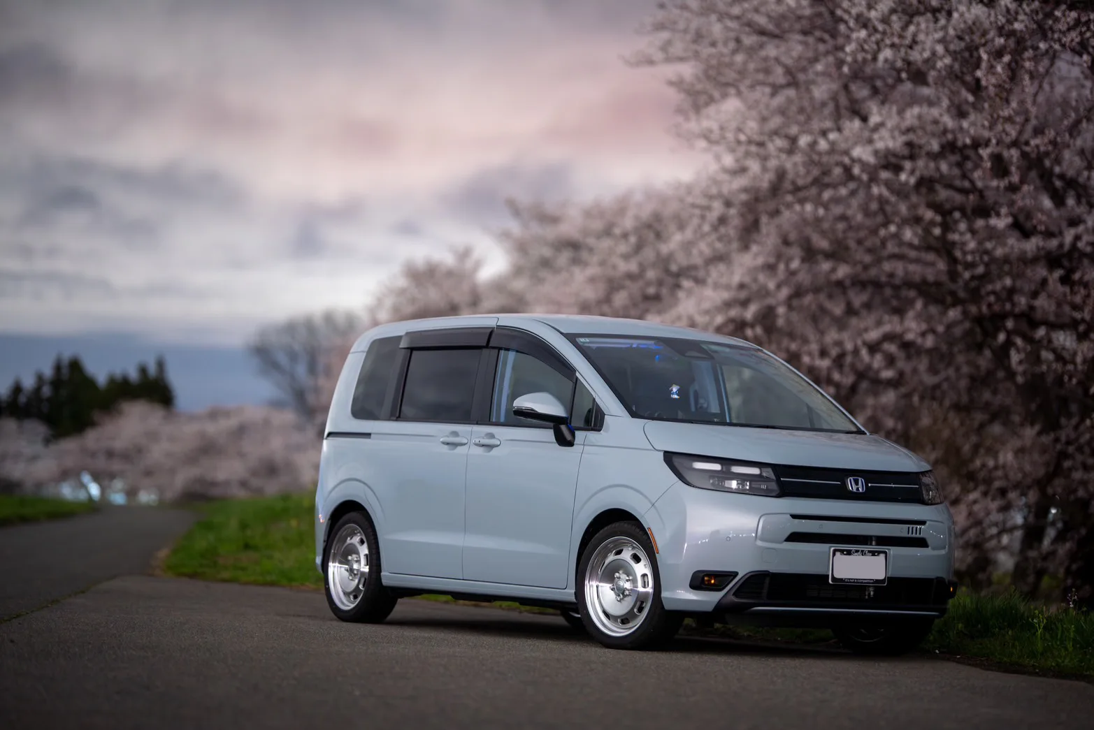 Work Seeker DT on Honda Freed 3rd gen (GT), photo 2