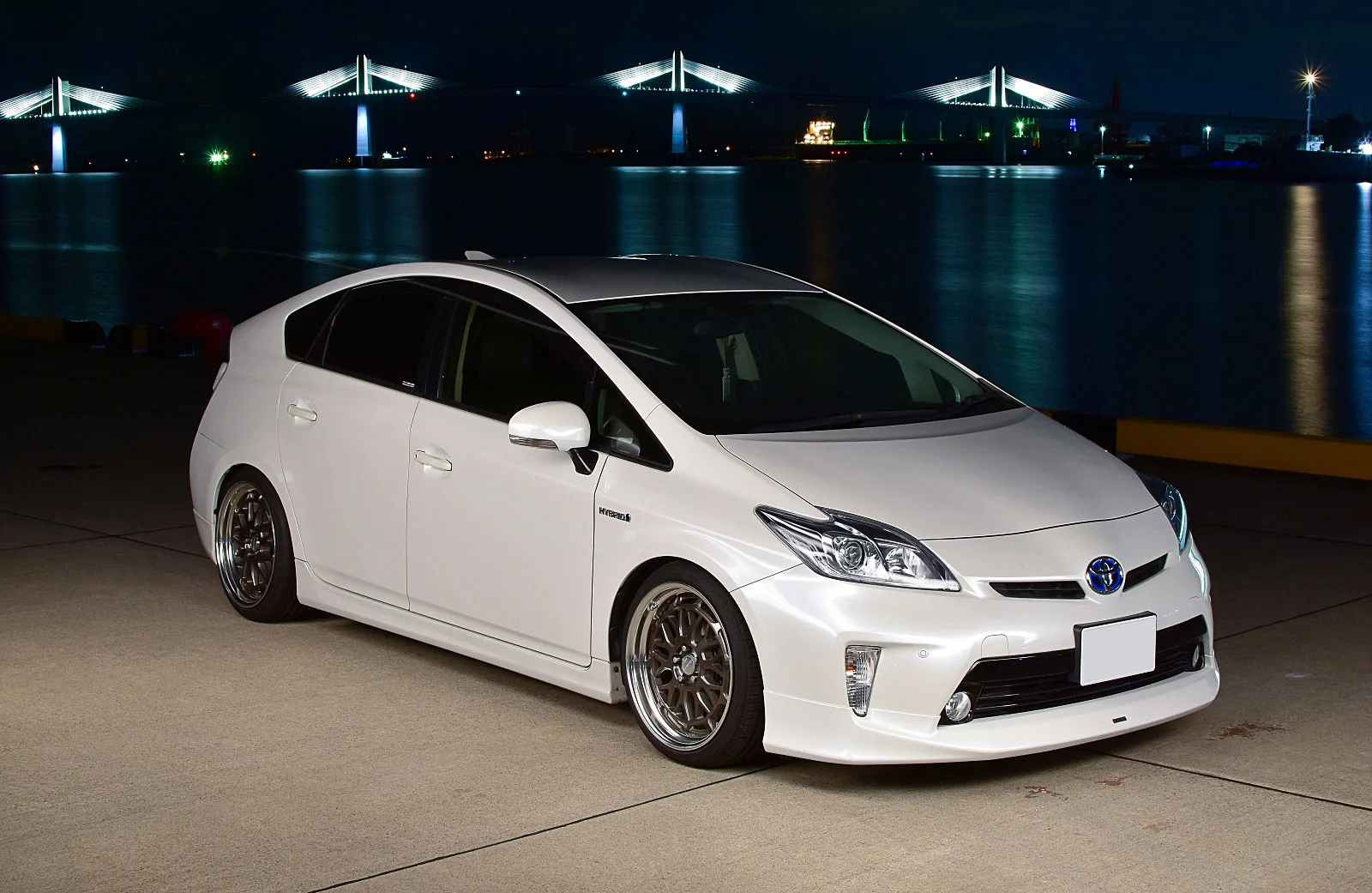 Work Seeker MX on Toyota Prius XW30