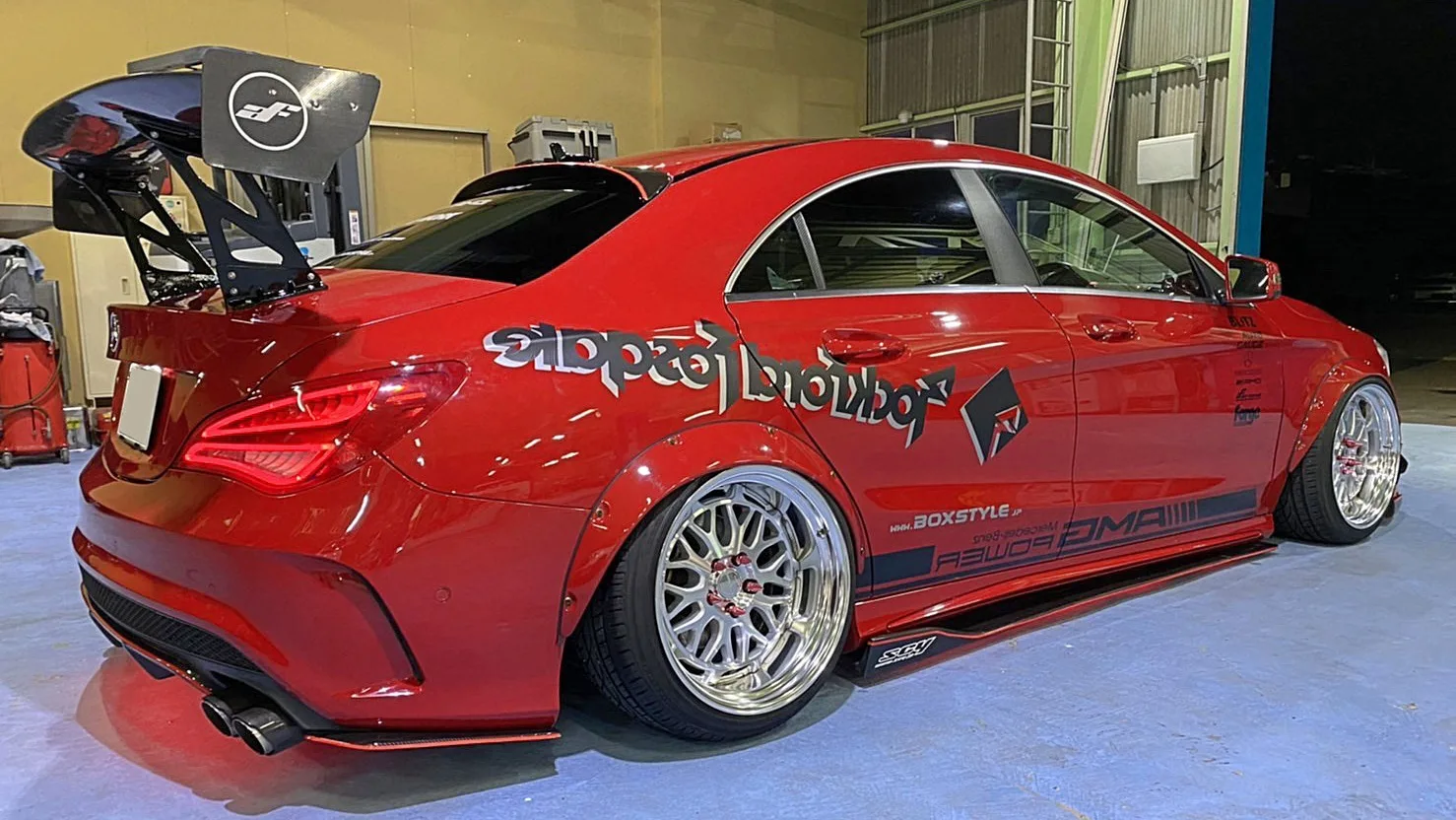 Work Seeker MX on Mercedes-Benz CLA C117.1, photo 2