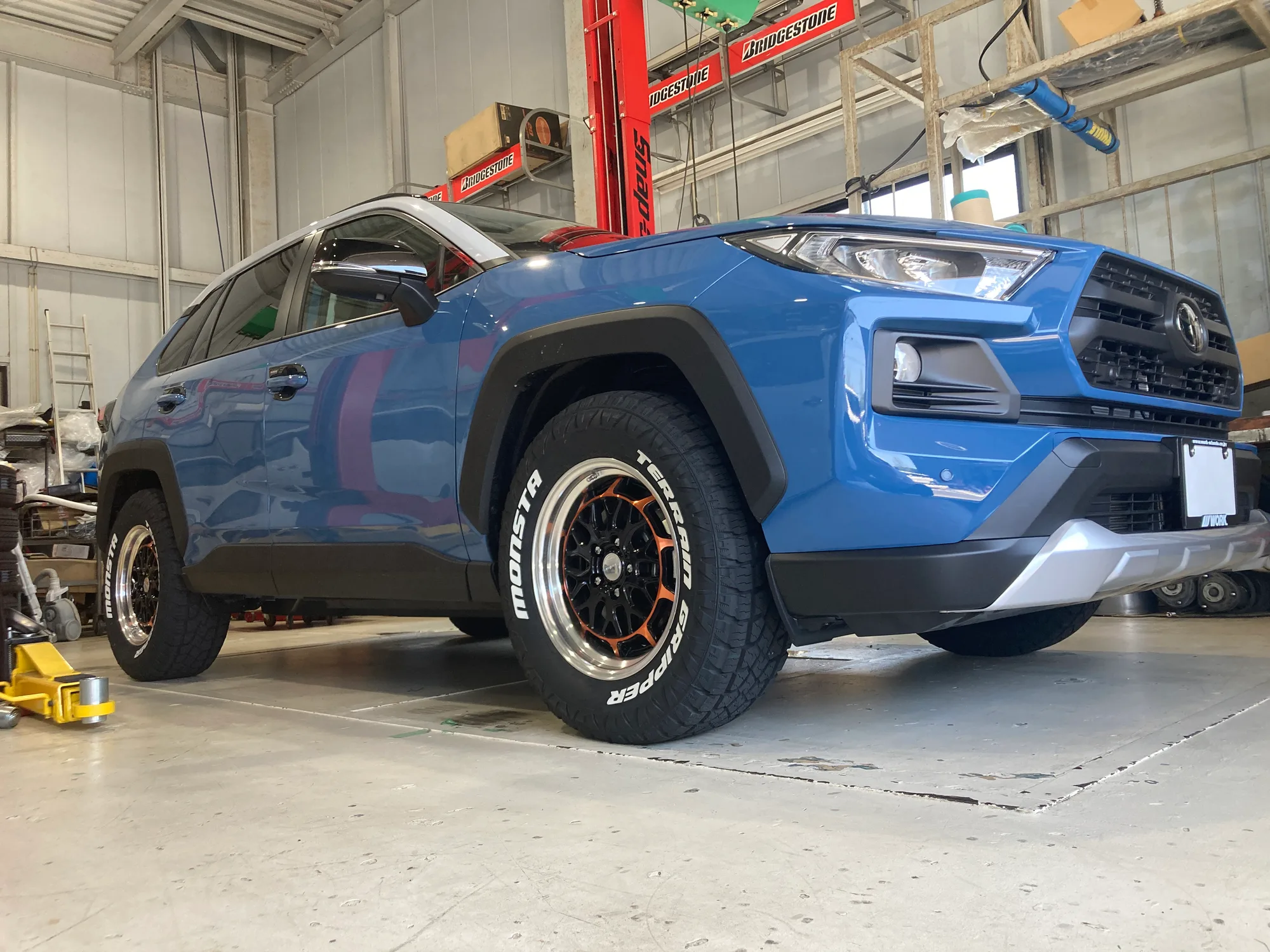 Work Seeker MX on Toyota RAV4 XA50, photo 2