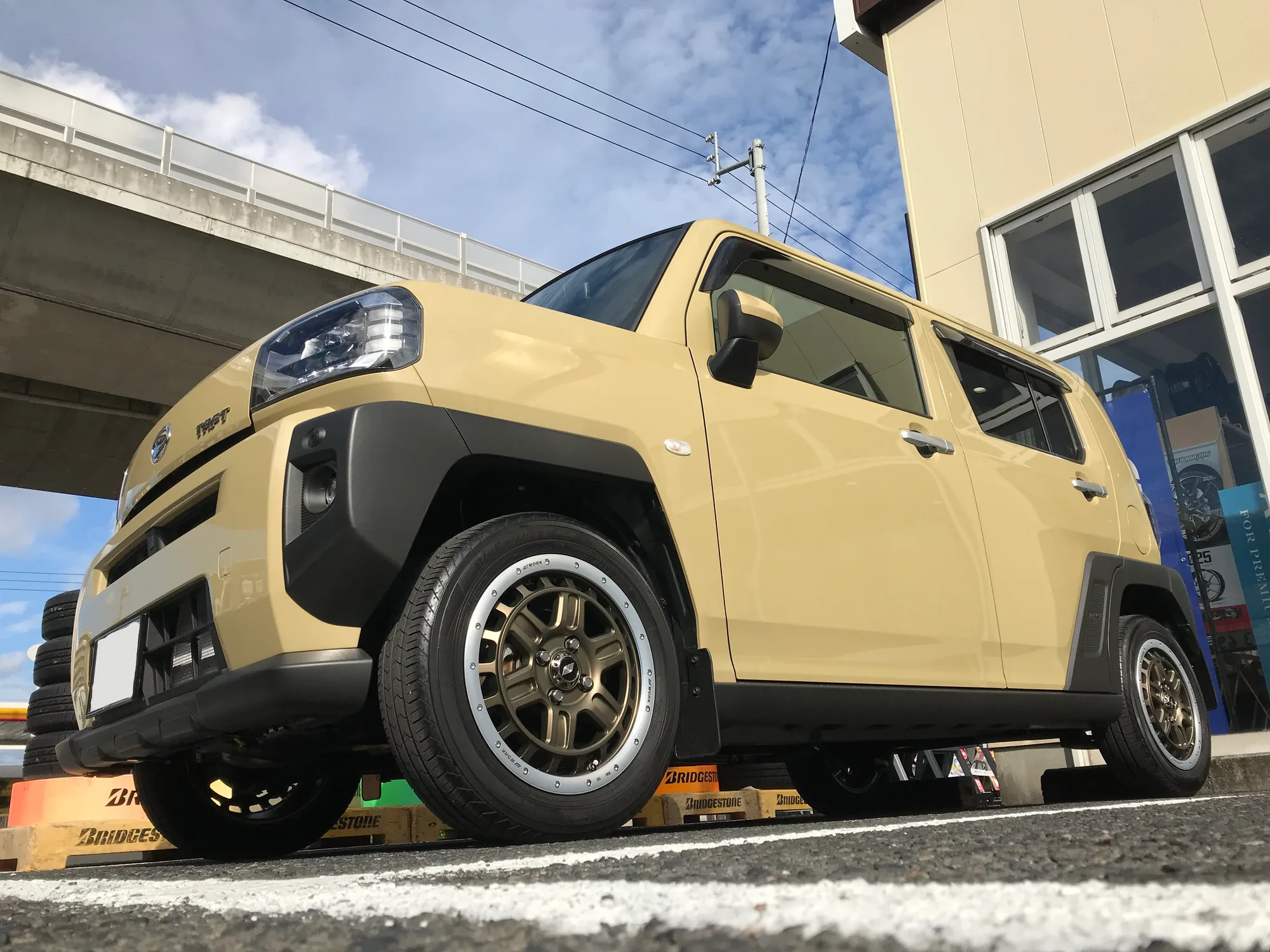 Work T-GRABICⅡ on Daihatsu Taft LA900/LA910, photo 2