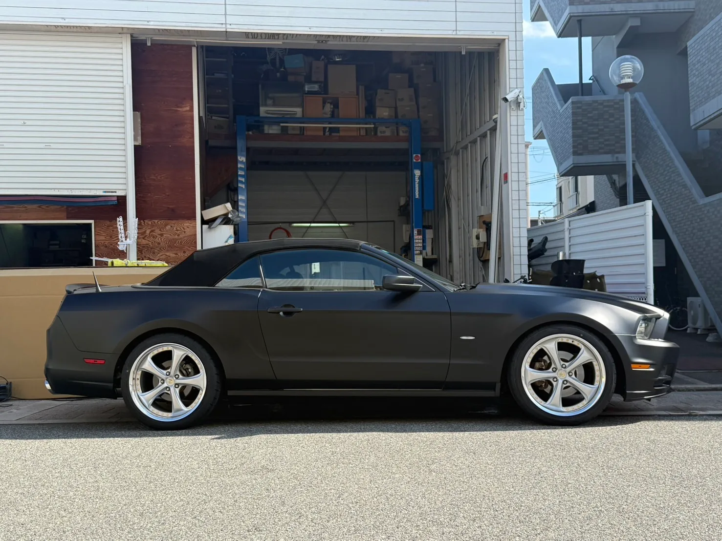 Work VS KF# on Ford Mustang S197.1, photo 2