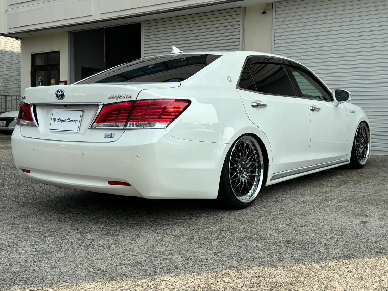 Work VS XV on Toyota Crown Majesta S200, photo 5