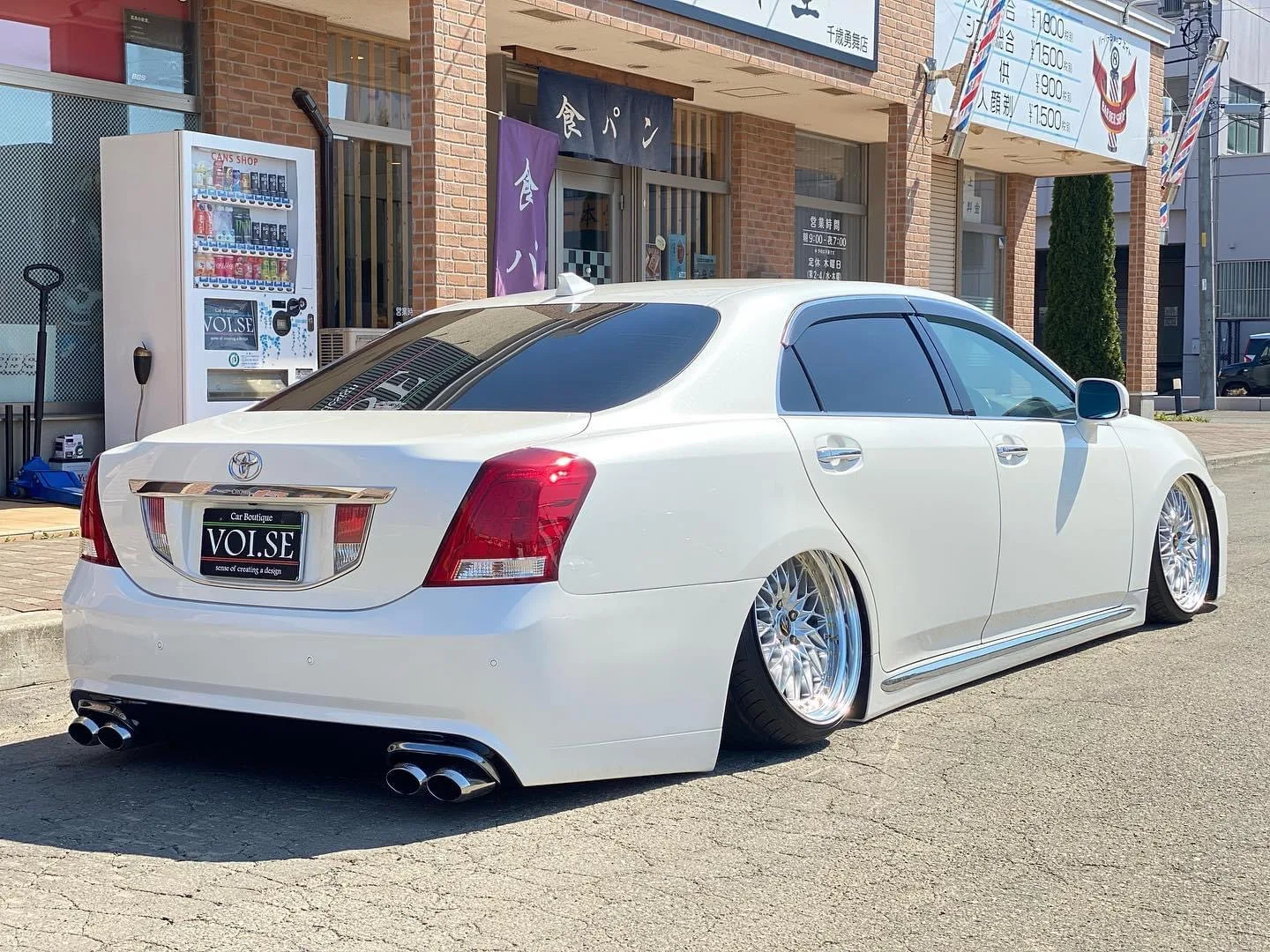 Work VS XV on Toyota Crown Majesta S200, photo 2