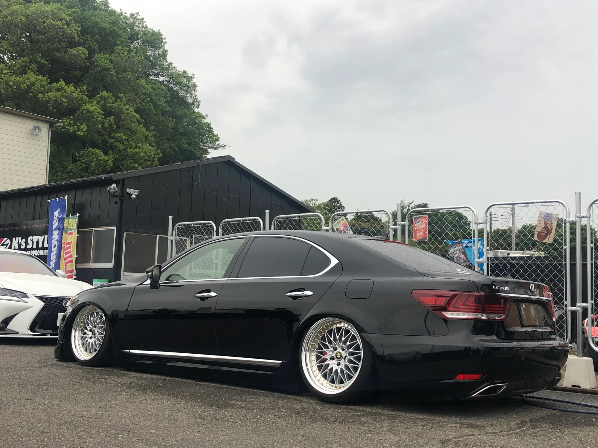 Work VS XV on Lexus LS XF40, photo 4