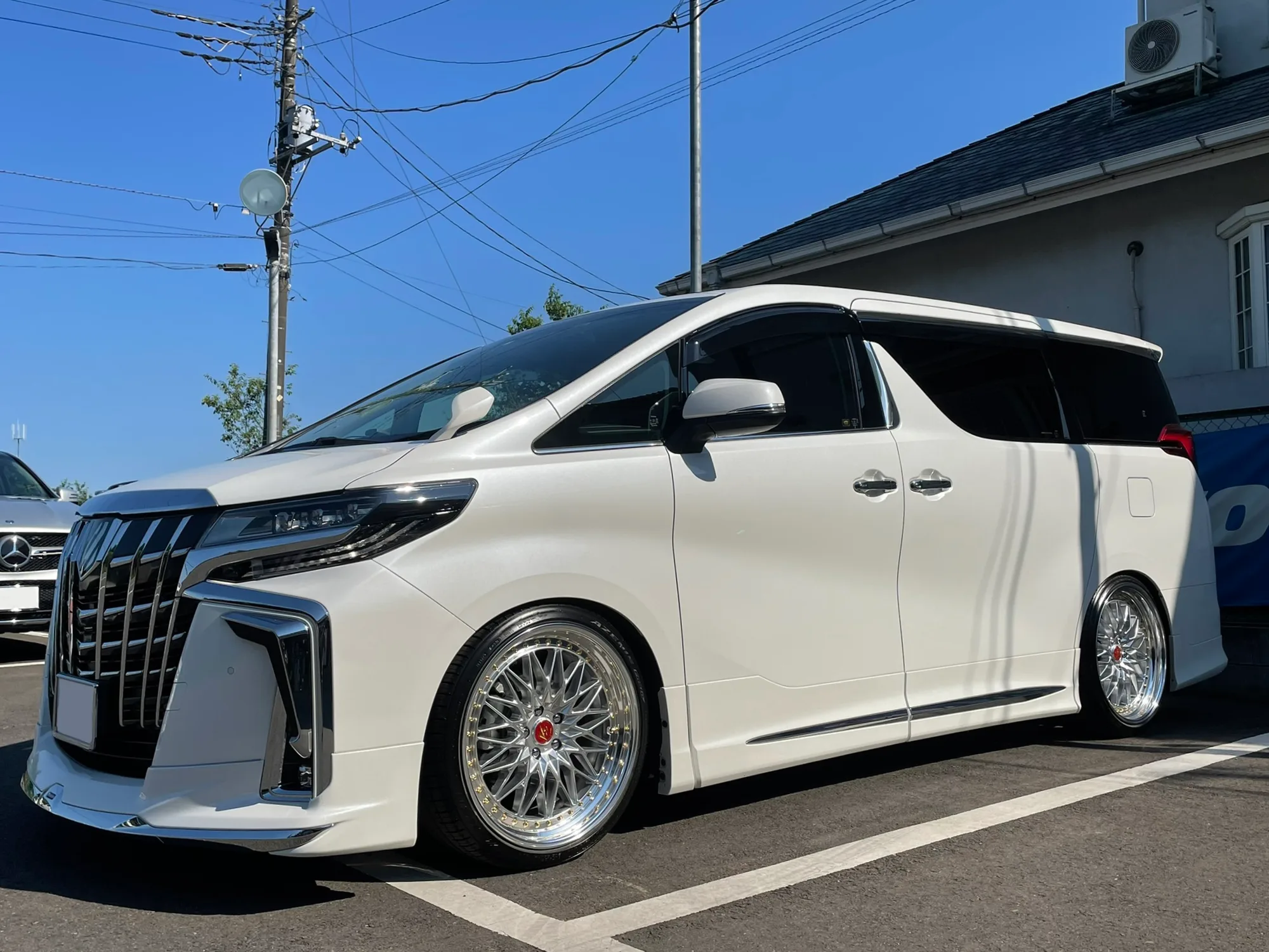 Work VS XV on Toyota Vellfire AH30, photo 4