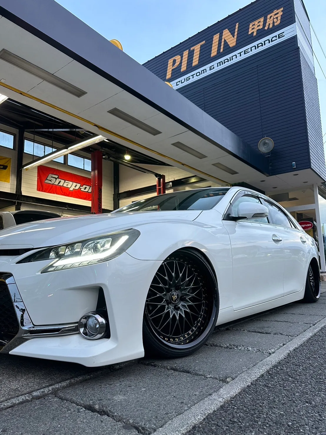 Work VS XV on Toyota Mark X X130, photo 5