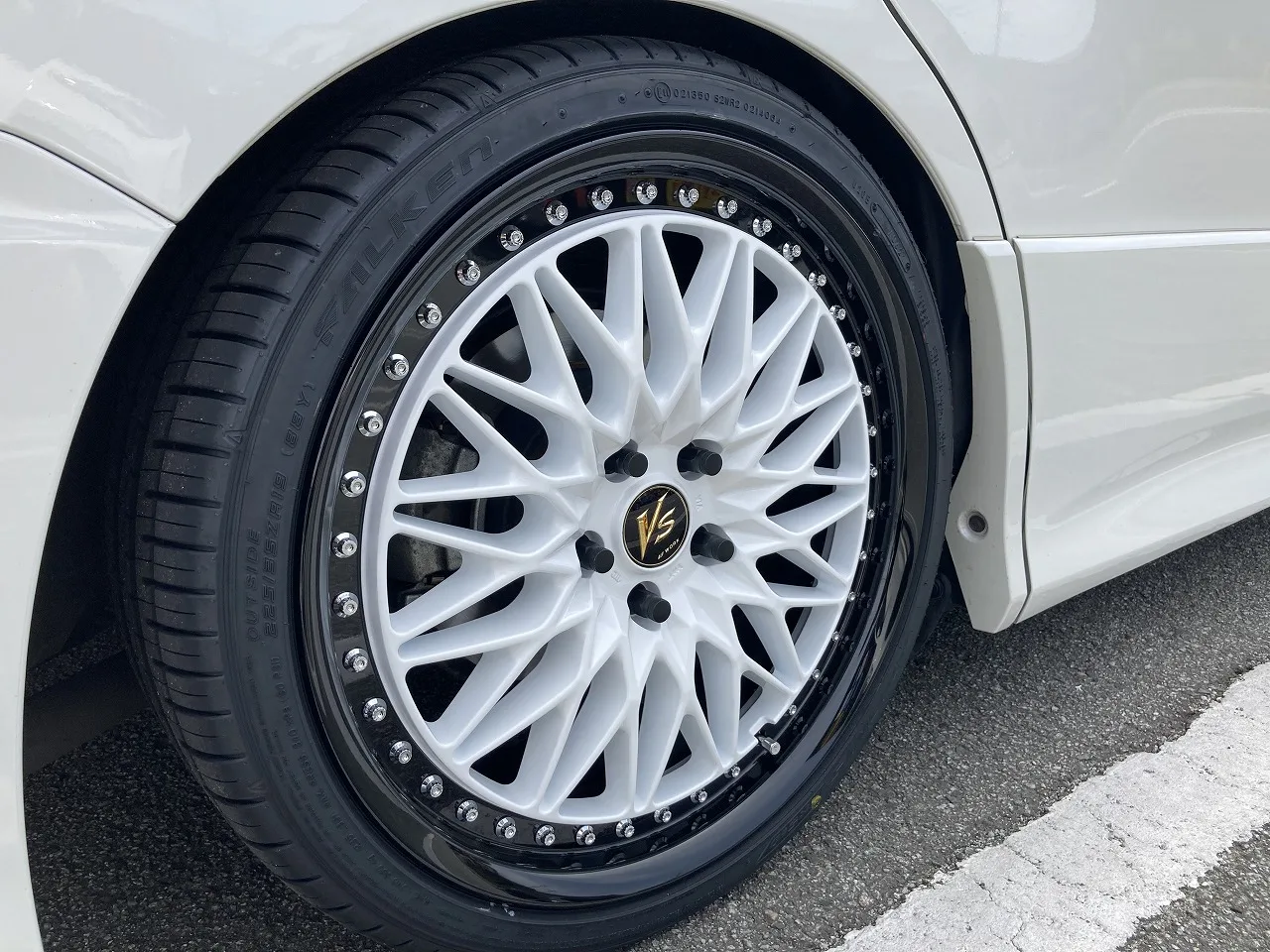 Work VS XV on Toyota Esquire R80