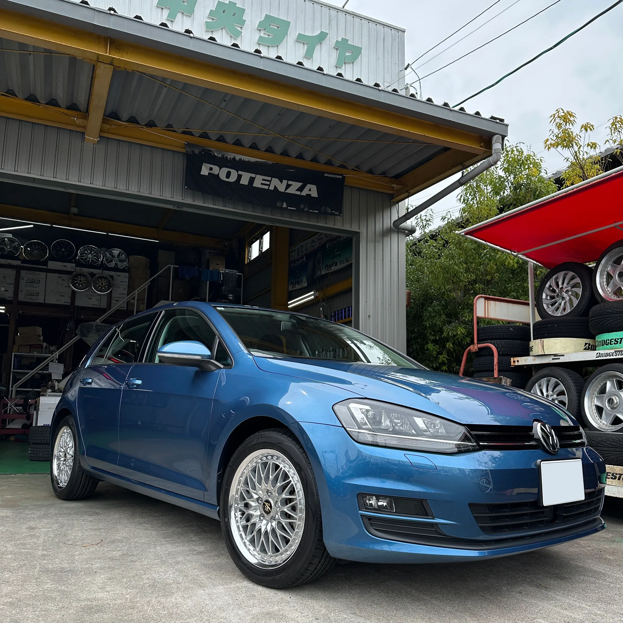 Work VS XV on Volkswagen Golf Mk7 (Typ 5G).1