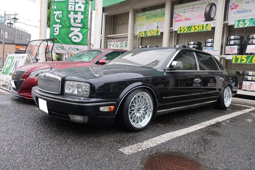 Work VS XV on Nissan President G50