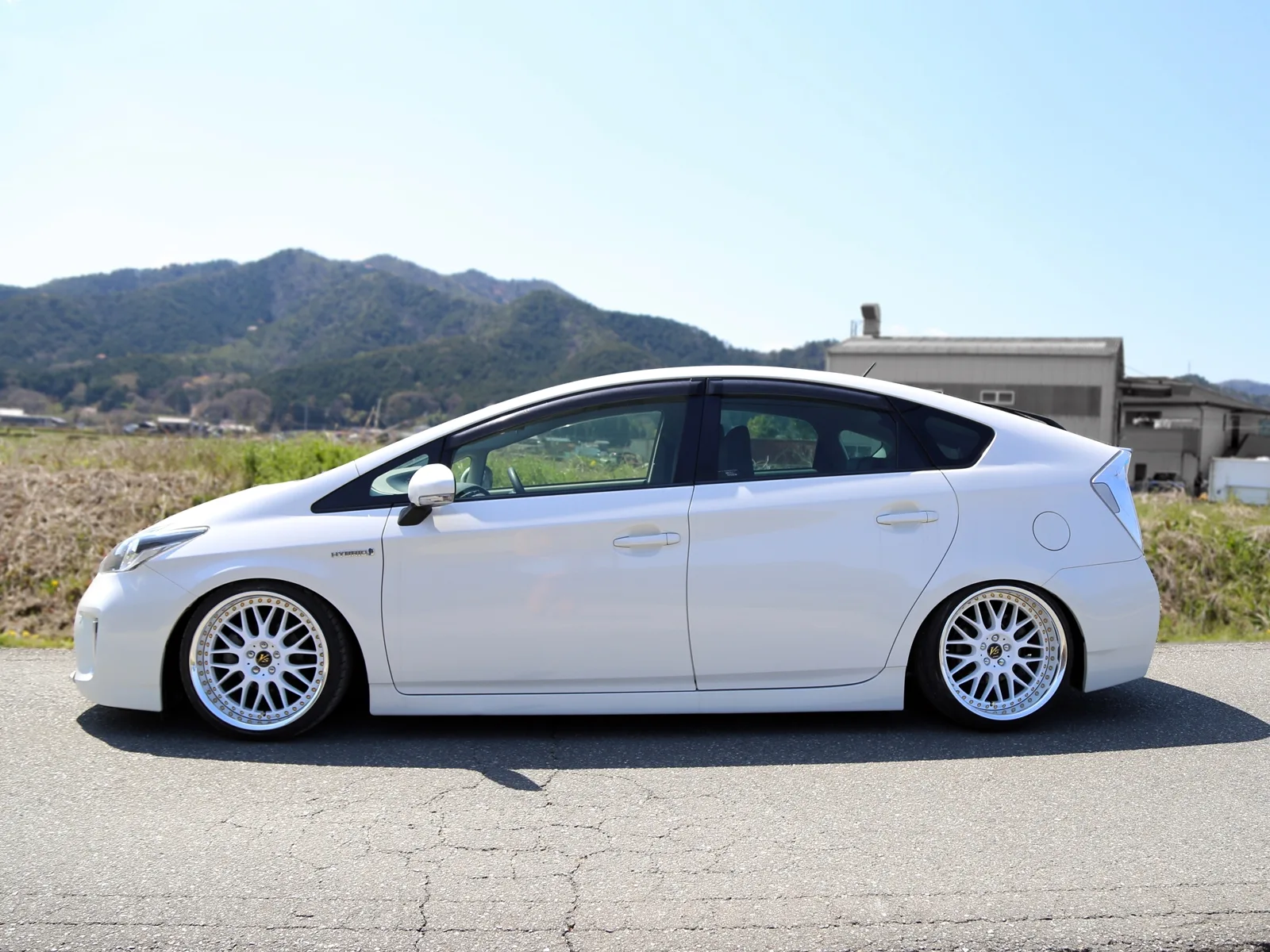 Work VS XX on Toyota Prius XW30