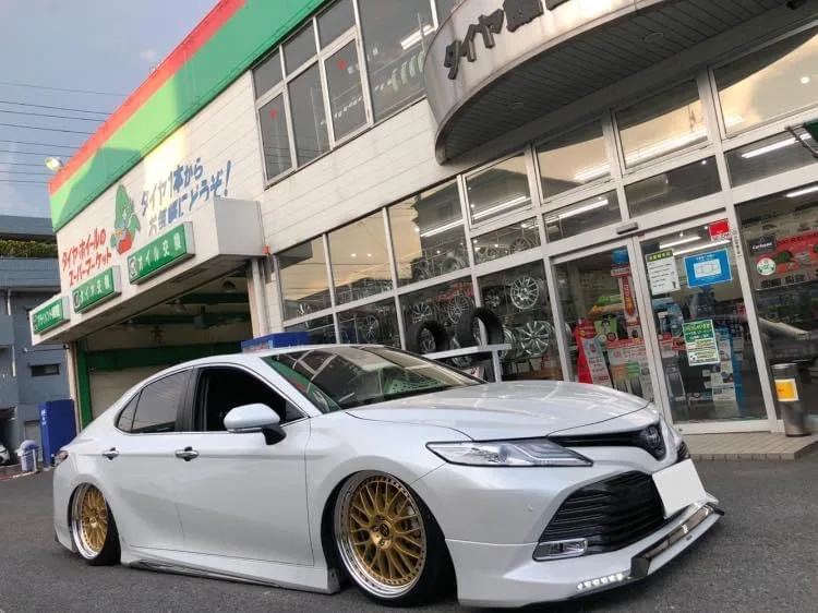 Work VS XX on Toyota Camry XV70