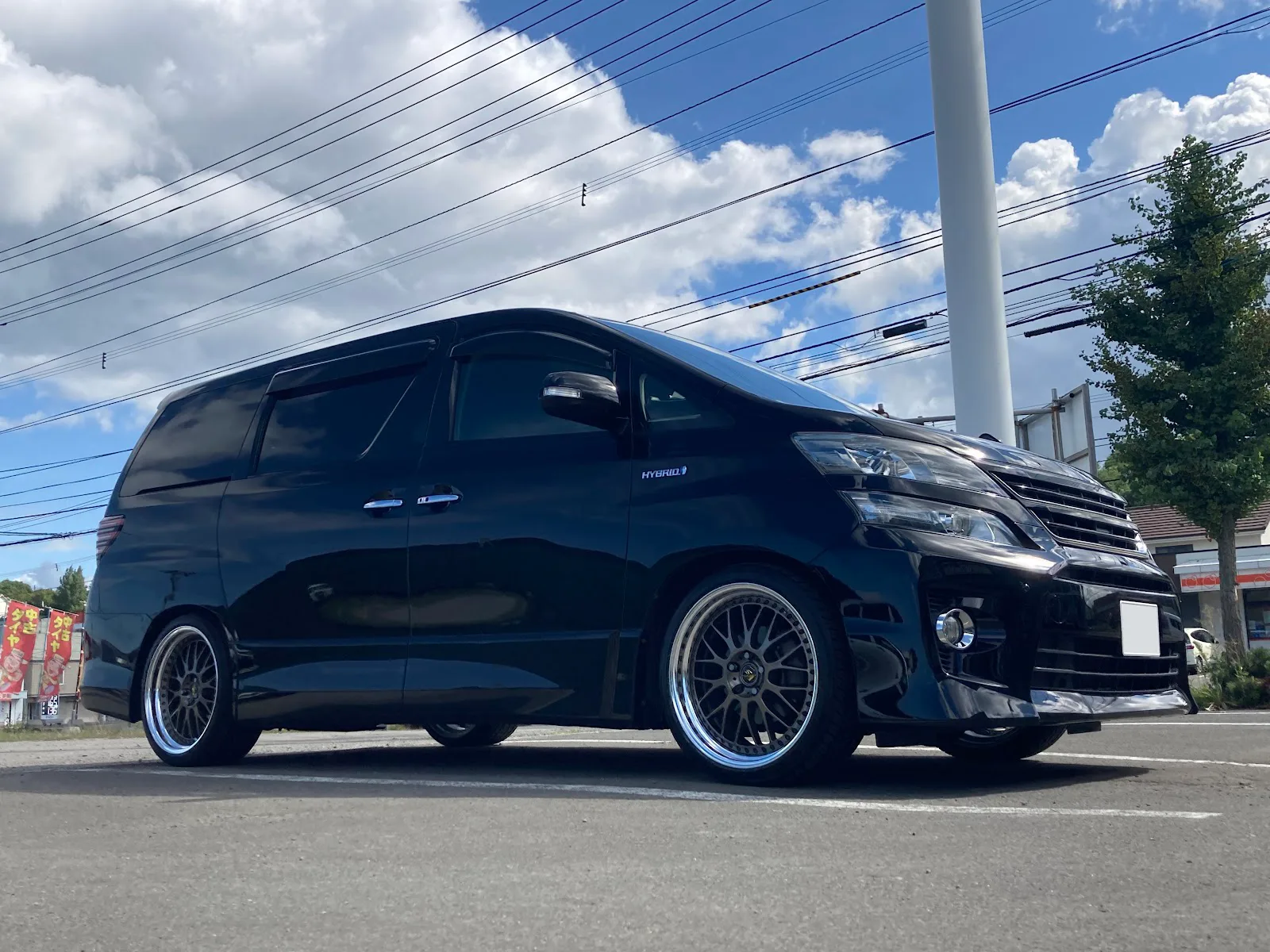 Work VS XX on Toyota Vellfire AH20, photo 5