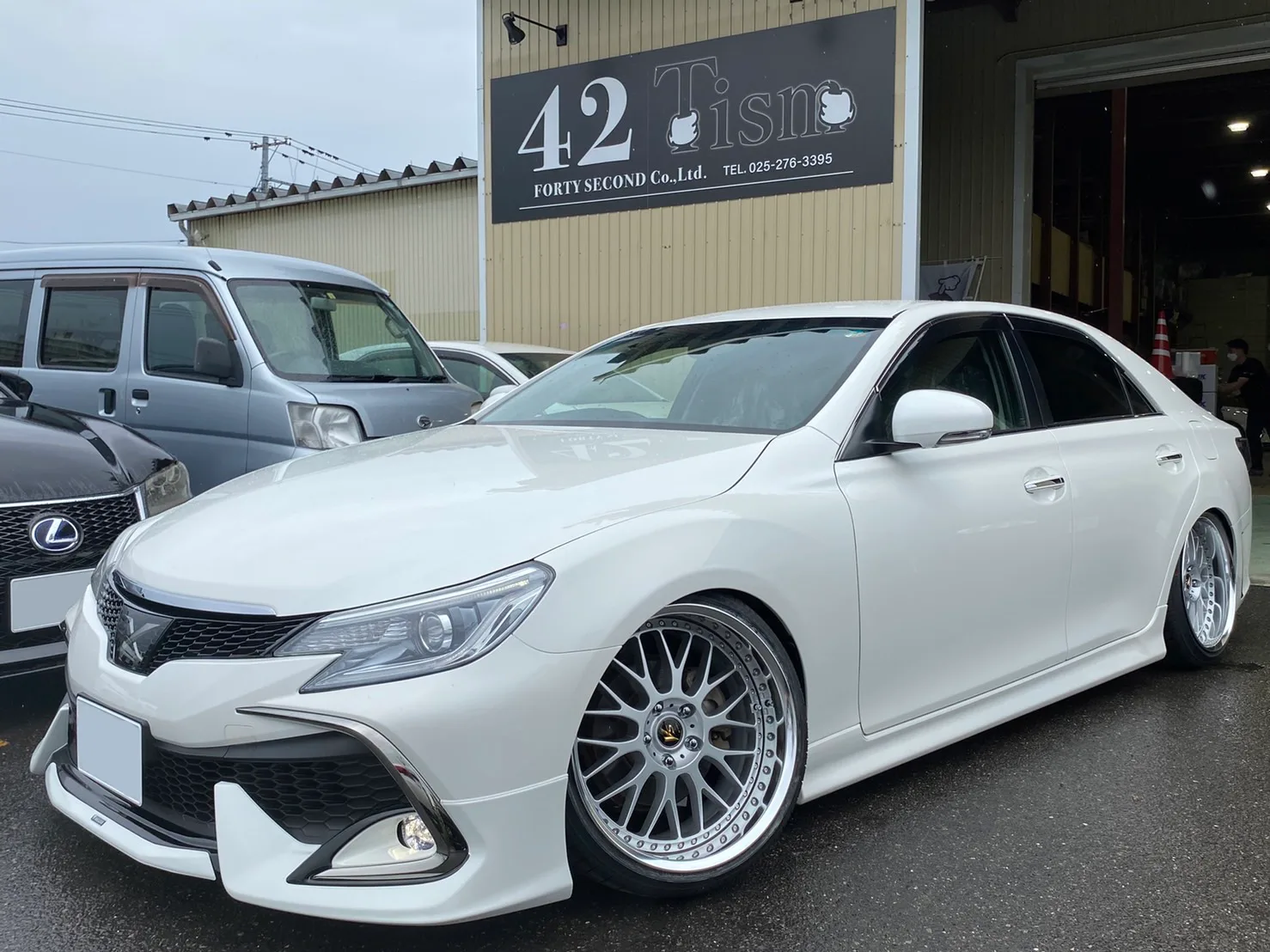 Work VS XX on Toyota Mark X X130, photo 2