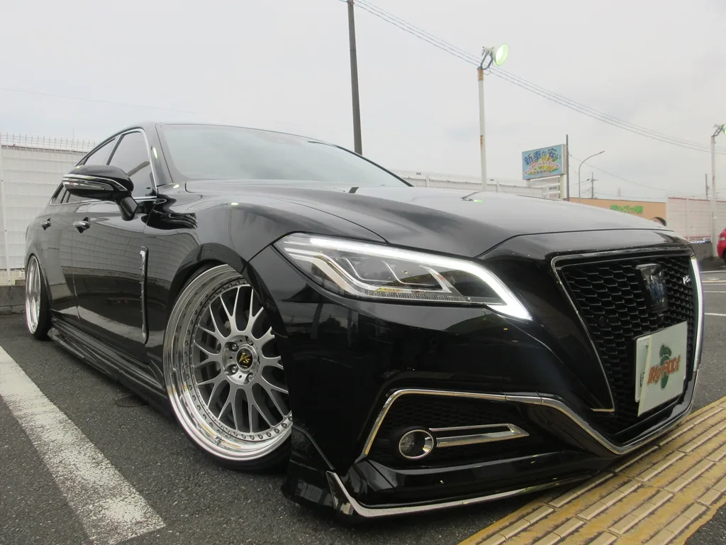 Work VS XX on Toyota Crown S220, photo 3