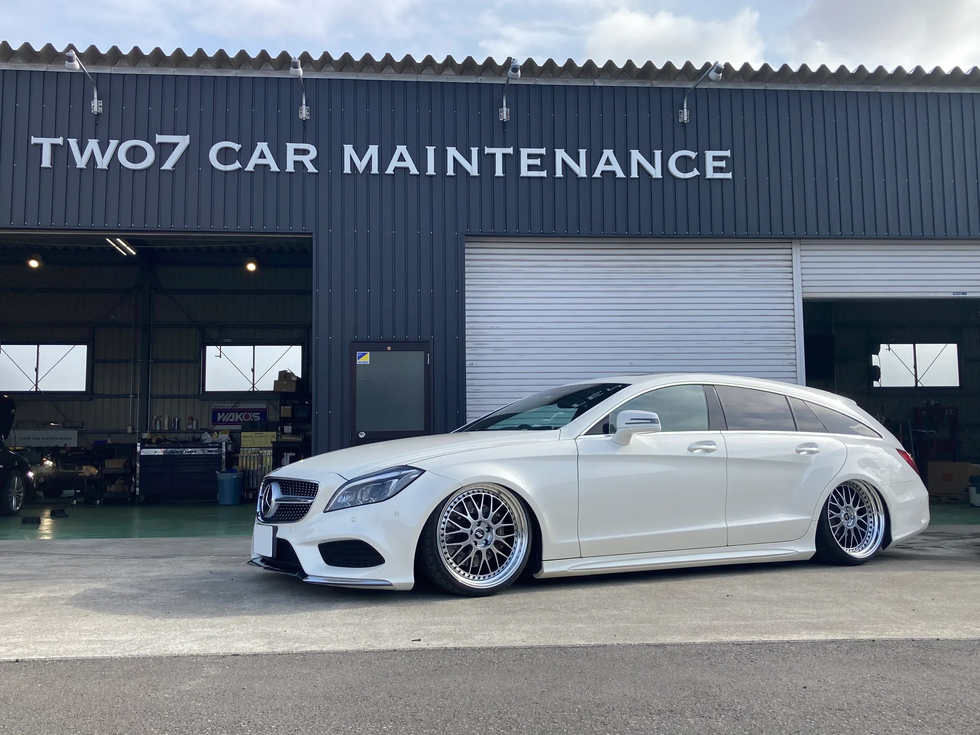 Workzistance W10M on Mercedes-Benz CLS C218.1